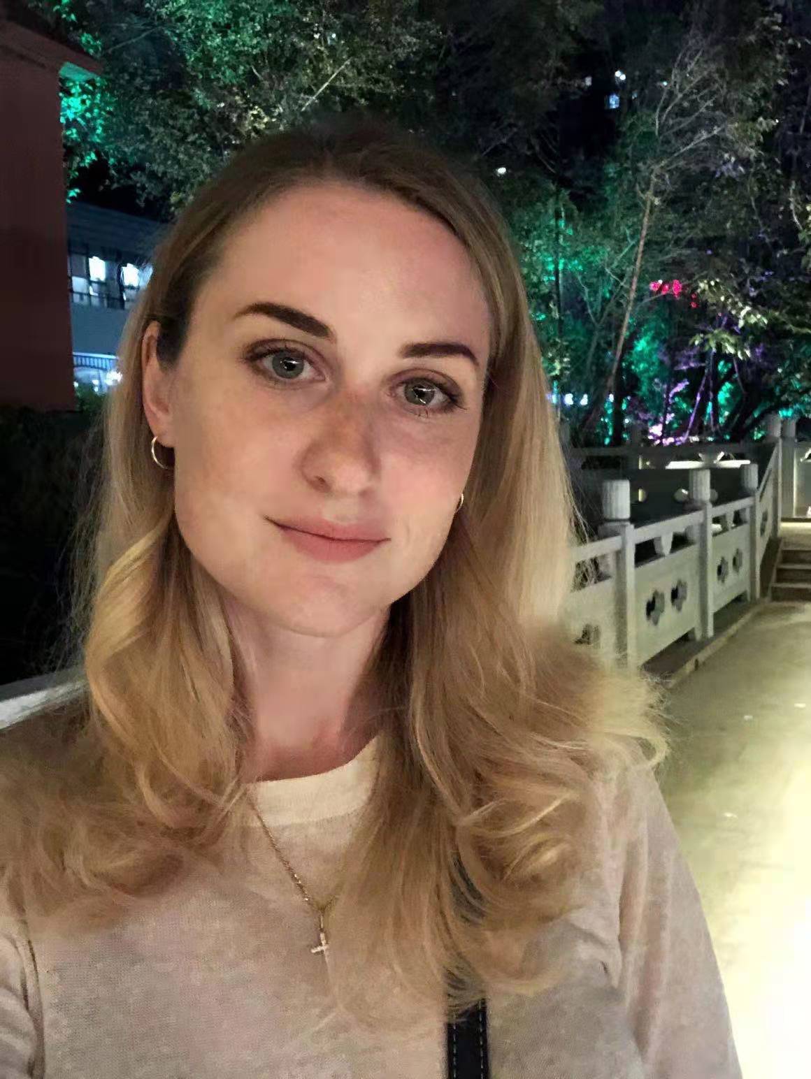 products-俄罗斯婚介_乌克兰征婚_俄罗斯相亲网-天鹅湖中俄婚介